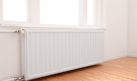 Pose de radiateur thermostatique dans une maison - Nantes - AGÜITA